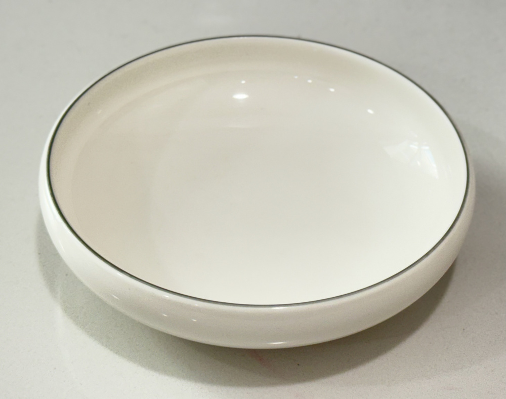 Vintage 1980s Seokchon Lee House White Fine Bone China 5" Berry Bowl Relish Dish